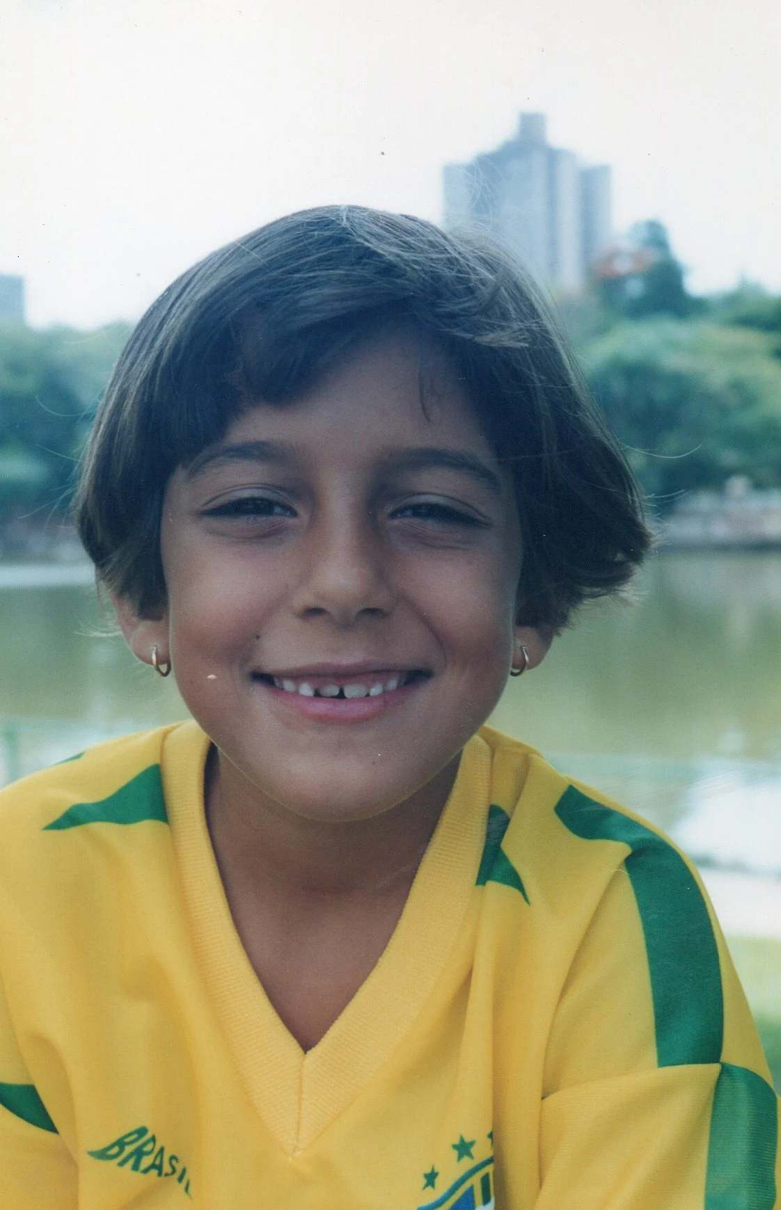 Retrato complementar da infância de Luísa